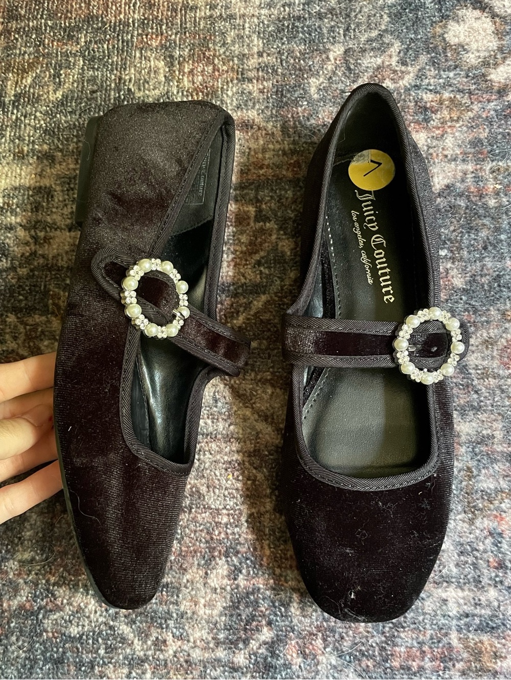 🐚Velvet Mary Jane flats🐚